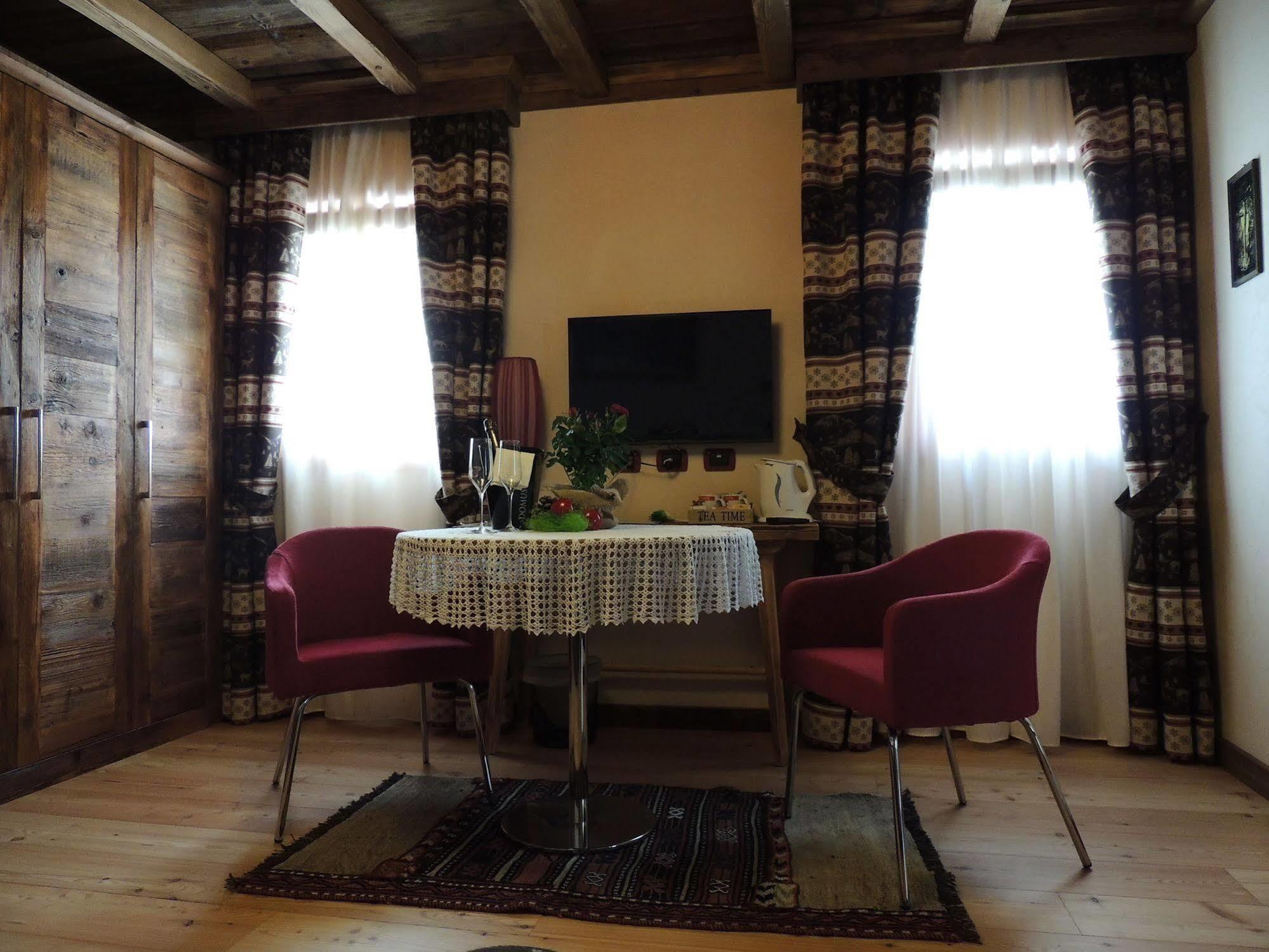 Hotel Maso Del Brenta Caderzone Buitenkant foto